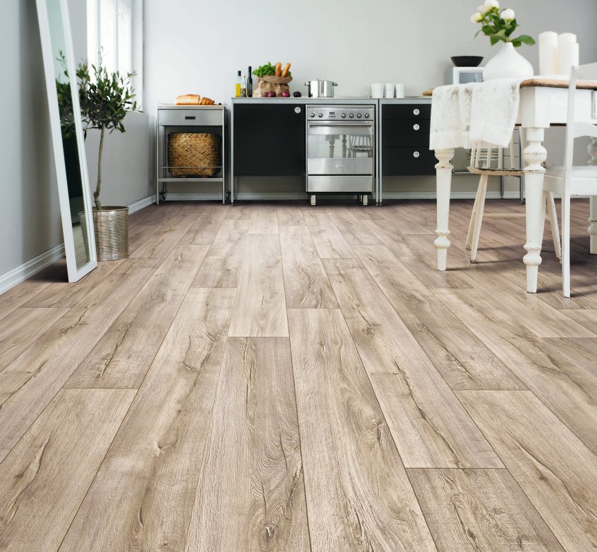Линолеум Рулонный винил ULTRA CRACKED OAK 016 L в интерьере